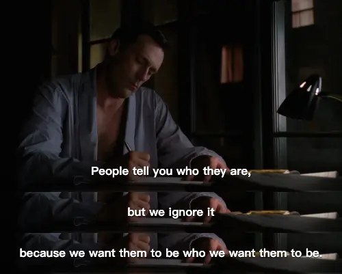 在线制作字幕拼图的工具，上传图片、填写文本即可